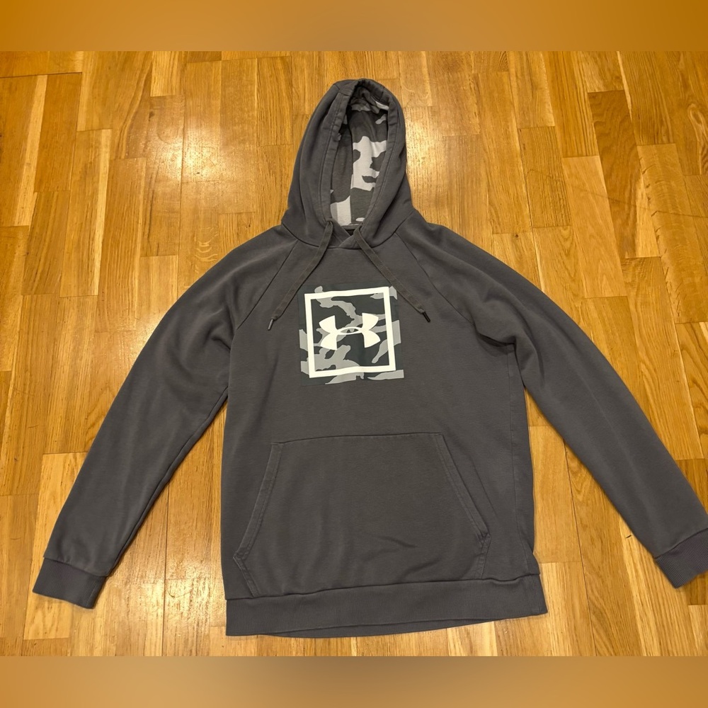 Under Armour Hoodie Mens Small Gray Camouflage Camo Logo
